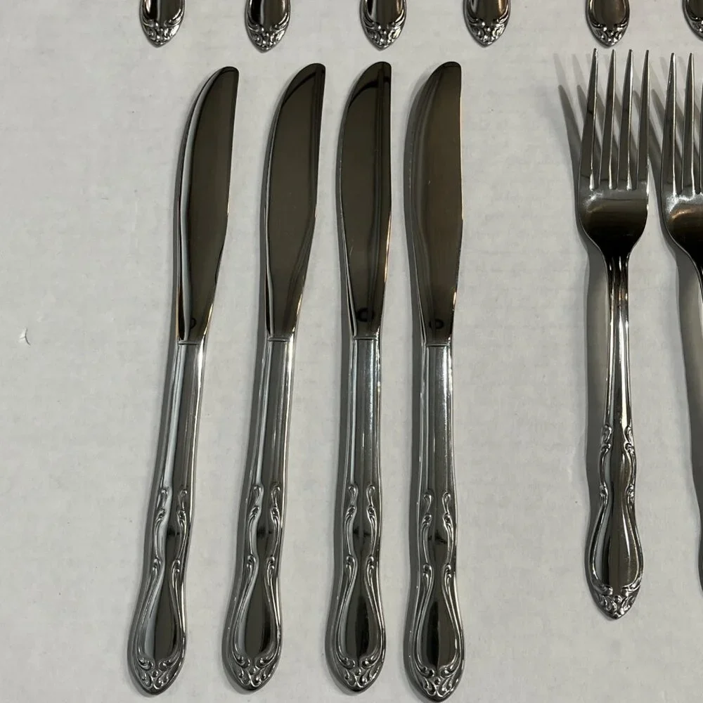 Rogers Stainless By Oneida Homestead 16 PC Set 4 Ea Place Setting‎